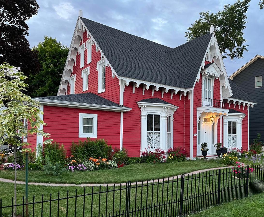The Red House Fredericton住宿加早餐旅馆 外观 照片